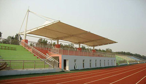 mk.com公司为您讲述体育看台雨天积水了该如何处理?